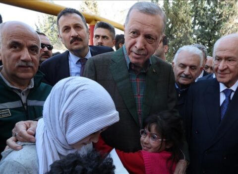 Ərdoğan çadır şəhərciyində – FOTO