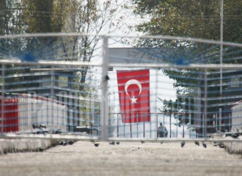 “Ermənistanın Türkiyədən iqtisadi asılılığı Azərbaycanın xeyrinədir” – İran TƏŞVİŞDƏ