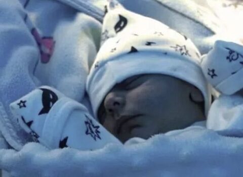 10 günlük körpəsinə süd verərkən dağıntılar altında qaldılar – FOTO