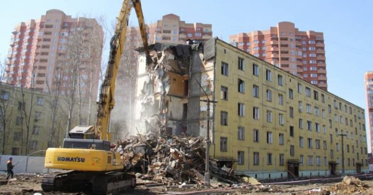 Bakıda bütün köhnə binalar SÖKÜLƏCƏK Bakıda bütün köhnə binalar SÖKÜLƏCƏK
