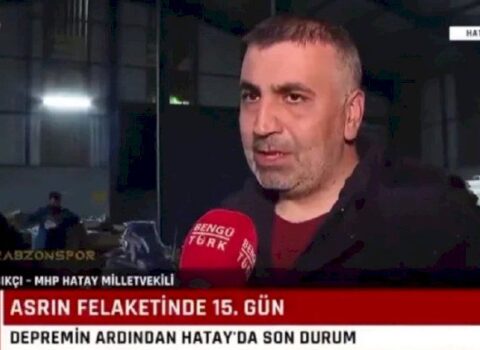 Deputat canlı yayımda zəlzələdən belə qaçdı – VİDEO