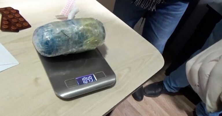 Narkotikə görə daha 13 nəfər saxlanıldı – VİDEO Narkotikə görə daha 13 nəfər saxlanıldı – VİDEO
