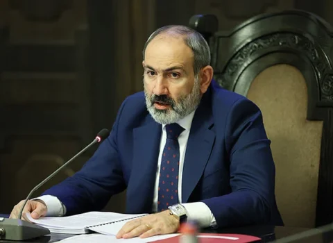 Paşinyan: “Bizə heç kim kömək etməyəcək”