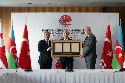 Türkiyə, Azərbaycan və Gürcüstan nazirləri görüşdü – VİDEO