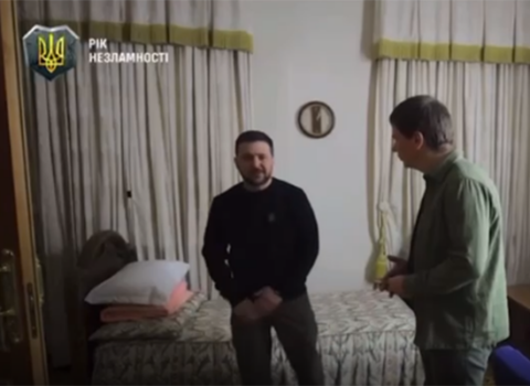 Zelenskinin müharibə boyu yaşadığı həmin dar otağı – VİDEO