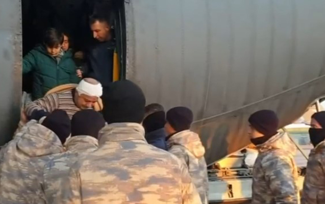 Yaralılar Ərdoğanın təyyarəsi ilə aparıldı – VİDEO Yaralılar Ərdoğanın təyyarəsi ilə aparıldı – VİDEO