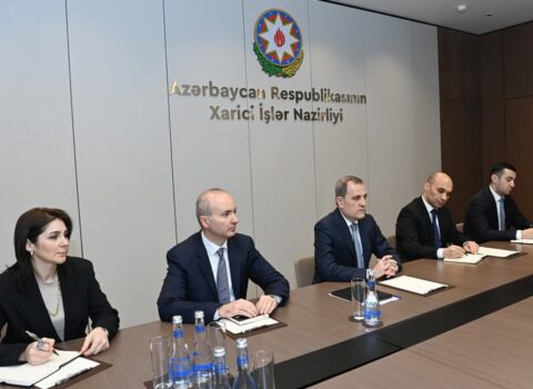 Ceyhun Bayramov Qrossi ilə “Metsamor” AES-in fəaliyyətini müzakirə etdi