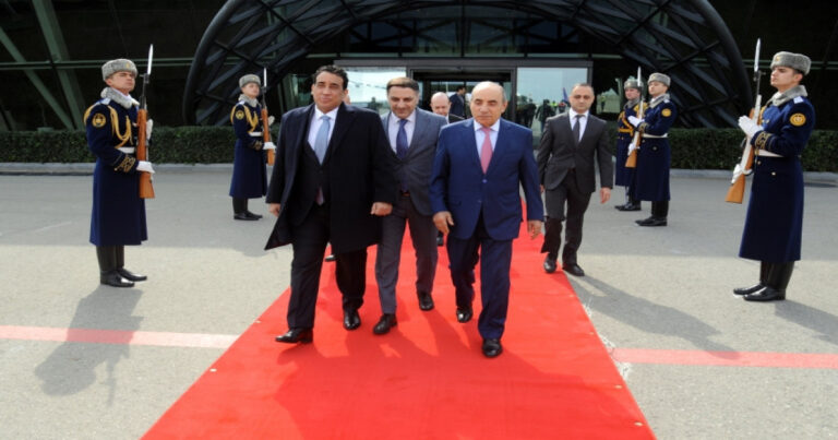 Liviya Prezident Şurası sədrinin Azərbaycana səfəri başa çatdı Liviya Prezident Şurası sədrinin Azərbaycana səfəri başa çatdı