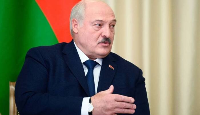 Lukaşenko Xamenei ilə görüşdü