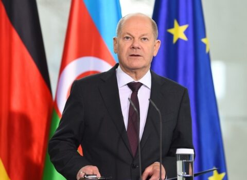 Almaniya kansleri vəzifəsini vaxtından əvvəl tərk edə bilər