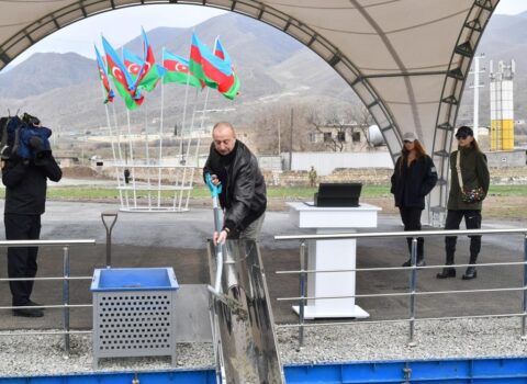 Suqovuşanda yeni yaşayış məhəlləsinin təməli qoyuldu – FOTOLAR