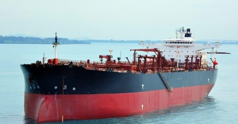 Rusiya nefti daşıyan tankerlər alıcı tapa bilmir