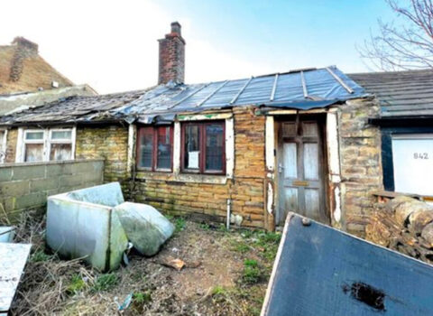 “Britaniyanın ən pis evi” rekord qiymətə satışa çıxarıldı – FOTO