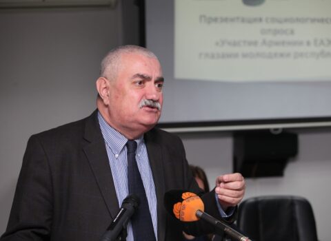 “Ermənistanın müharibə meydanına çevrilməsinin qarşısını almaq lazımdır” – Safaryan