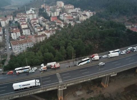 Türkiyədə 23 avtomobil toqquşdu
