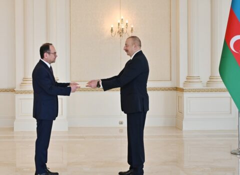 Prezident Bolqarıstanın yeni səfirinin etimadnaməsini qəbul etdi – YENİLƏNİB