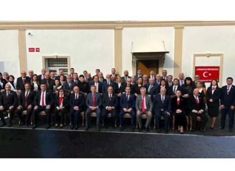 Əli İnsanov qeydiyyat üçün 5 min üzvün siyahısını təqdim etdi