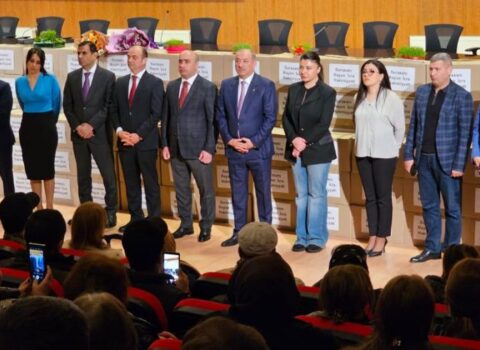 İcra başçısının bu addımı tənqid edildi – FOTO