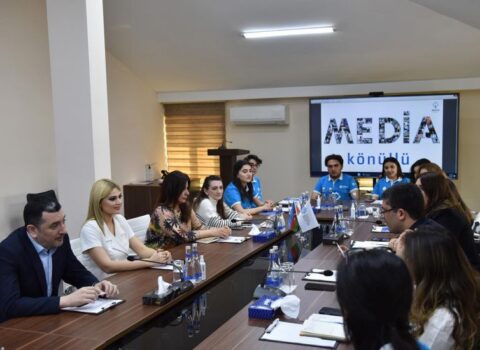 Əhməd İsmayılov MEDİA könüllüləri ilə görüşdü – FOTO