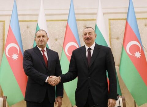 Prezident bolqarıstanlı həmkarını təbrik etdi