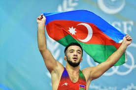 Turan Bayramov qızıl medal qazandı