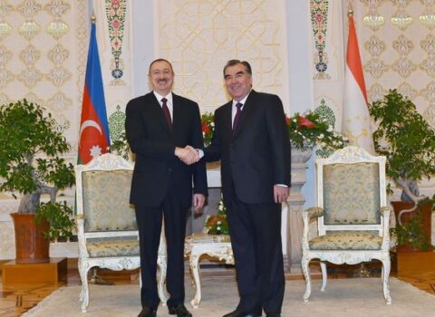 Azərbaycan və Tacikistan prezidentləri mətbuata bəyanatlarla çıxış etdi
