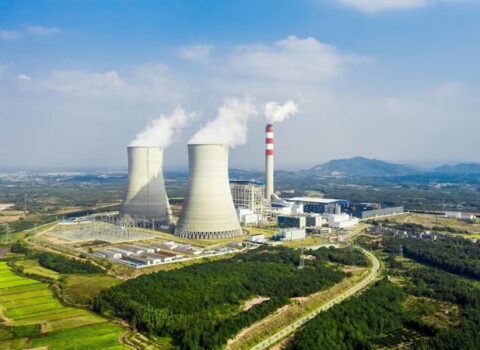 Almaniya ölkədəki son üç atom elektrik stansiyasını BAĞLADI