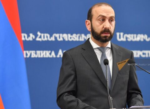 Mirzoyan: “Bayramovla görüşə hazıram!”