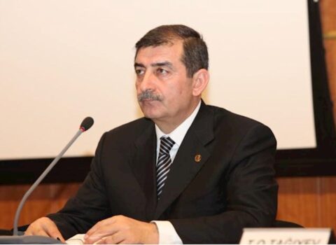 İcra başçısı Rəsulzadənin adını küçədən götüzdürdü