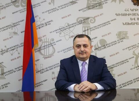 “Ermənistan Azərbaycan bayrağının yandırılması ilə bağlı insidenti pisləyir” – Giloyan