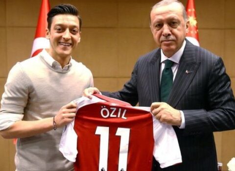 Məsut Özil deputat ola bilər