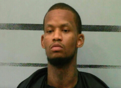 Polislərə tüpürdüyünə görə 70 il müddətinə HƏBS EDİLDİ