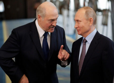 Putin Lukaşenkonu evinə dəvət etdi – VİDEO