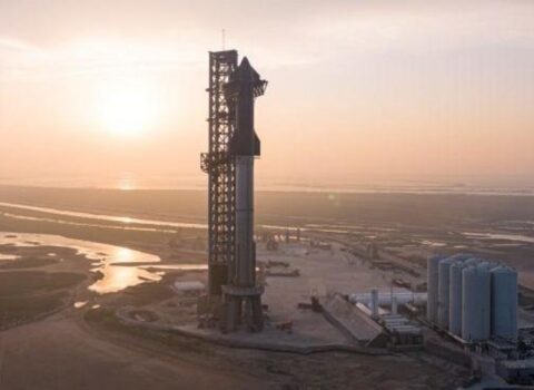 İlon Mask “Starship” kosmik gəmisinin ilk buraxılış tarixini AÇIQLADI