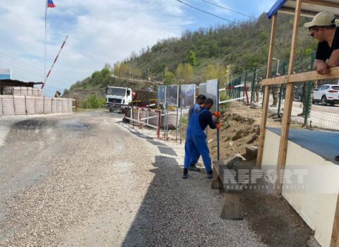 Ekofəalların quraşdırdığı çadırlar və plakatlar sökülür – FOTO