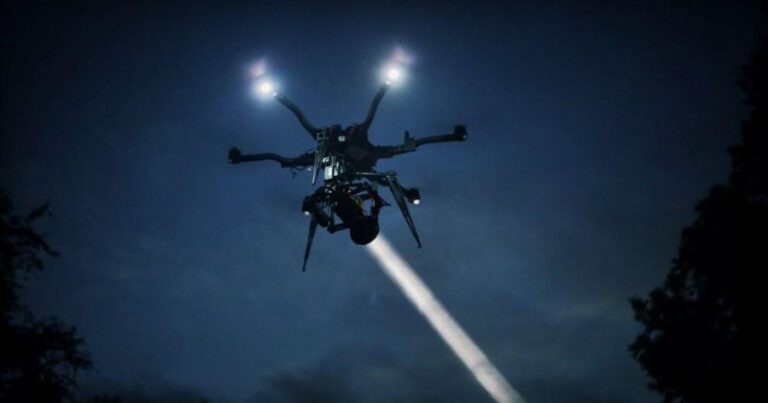 Rusiya Kiyevdə daha bir körpünü dronla vurdu