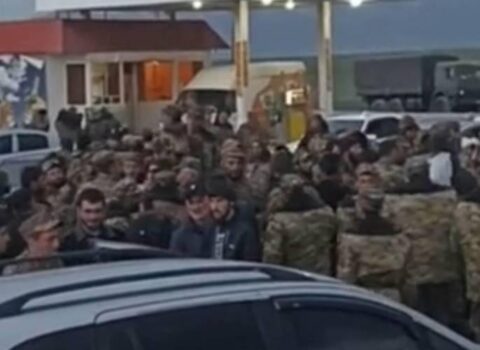 Ermənistan ordusuna çağırılanlar ayağa qalxdı