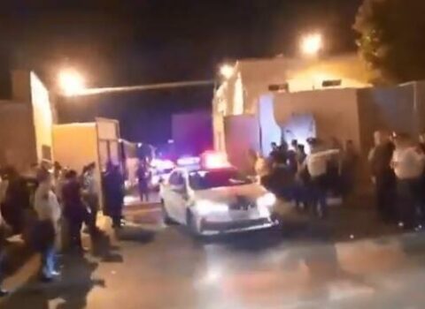 Zirehli “Leksus” İrəvanda 2 xüsusi təyinatlını vurdu