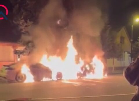 BMW və “Porsche”ni atasının adına olan küçədə yandırdı – VİDEO