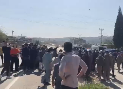 Hatayda zəlzələdən zərərçəkənlər bu səbəbdən yolu BAĞLADILAR – VİDEO