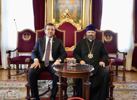 Əkrəm İmamoğlu erməni patriarxını ZİYARƏT ETDİ