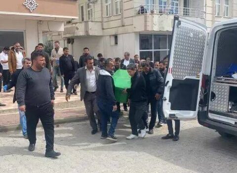 Zəlzələdə ailəsini itirən ata DÖZMƏDİ: On iki yaşlı qızını və özünü öldürdü