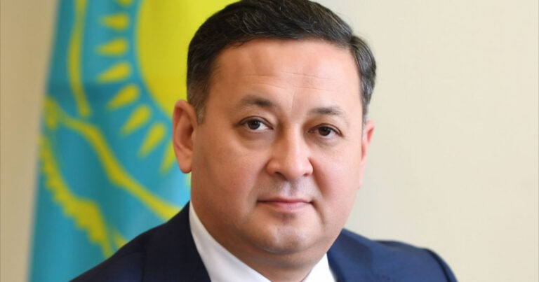 Tokayev yeni xarici işlər naziri TƏYİN ETDİ Tokayev yeni xarici işlər naziri TƏYİN ETDİ