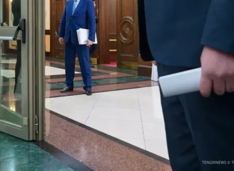 Dövlət dilini bilmək məmurlar üçün MƏCBURİ OLACAQ