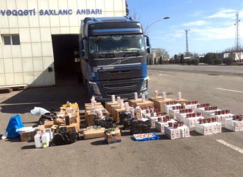 Türkiyəyə aparılan dərmanlar gömrükdə saxlanıldı