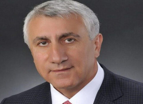Daha bir azərbaycanlı milyarder oldu
