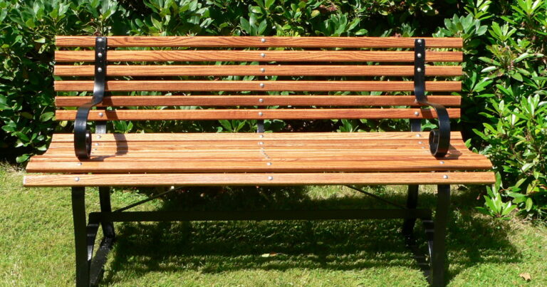 Xırdalanda parkdan skamyalar oğurlandı Xırdalanda parkdan skamyalar oğurlandı