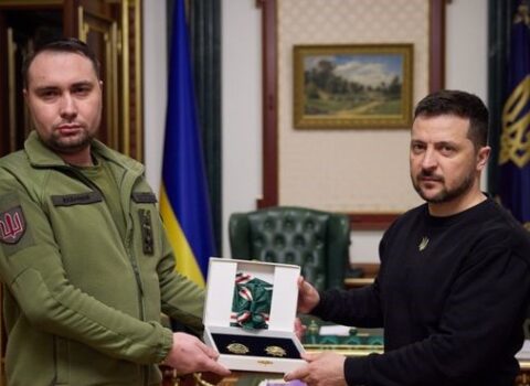 Zelenski Çeçenistan İçkeriya Respublikasının iki ali mükafatına layiq görüldü – FOTO