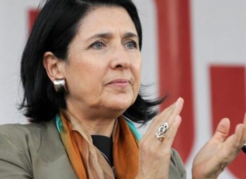 Zurabişvili müsəlmanları belə təbrik etdi