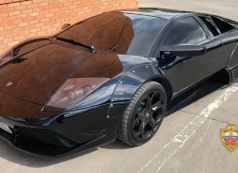 Evakuatorla dayanacaqdan Lamborghini oğurlandı – VİDEO